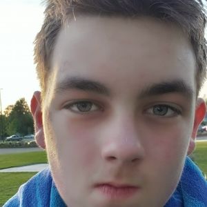 Meet your Posher, Derrick